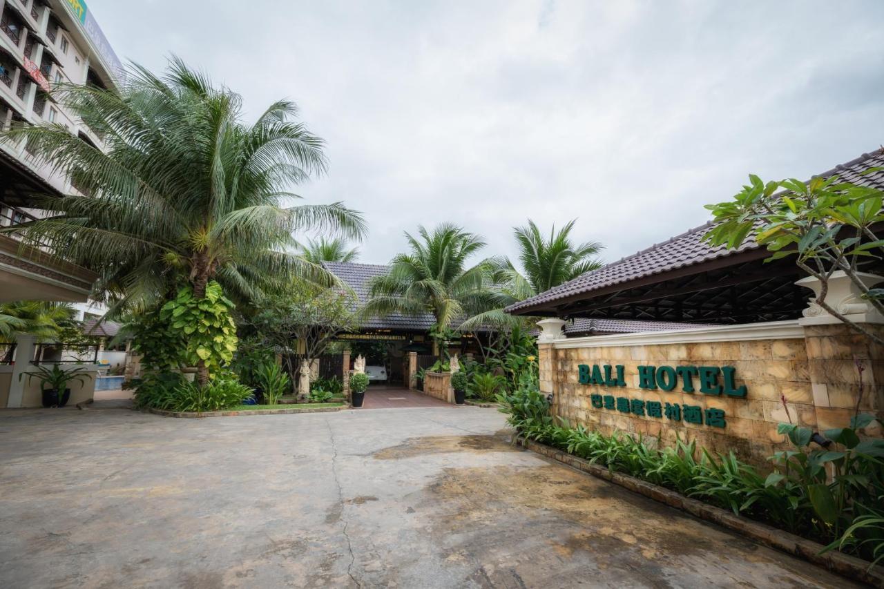 Bali Hotel Phnom Penh Dış mekan fotoğraf