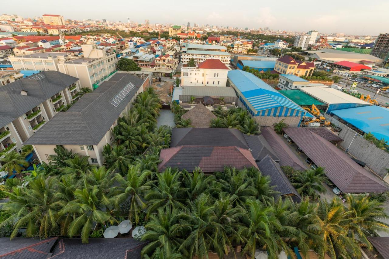 Bali Hotel Phnom Penh Dış mekan fotoğraf