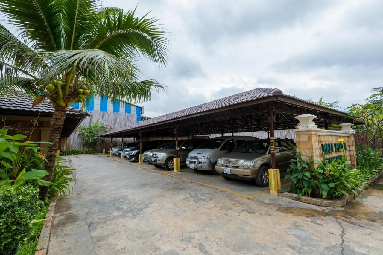 Bali Hotel Phnom Penh Dış mekan fotoğraf